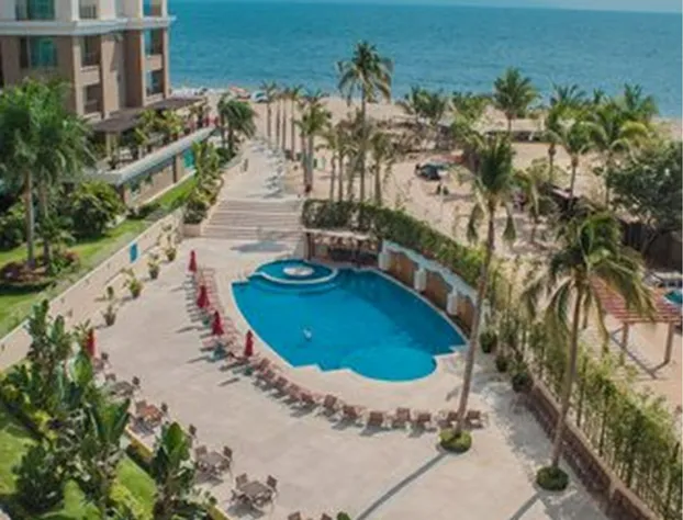 Grand Venetian Condominium hotel detail image 1