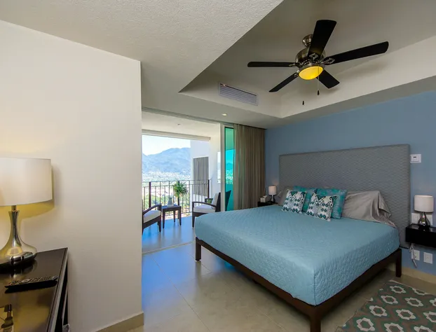 Grand Venetian Condominium hotel detail image 2