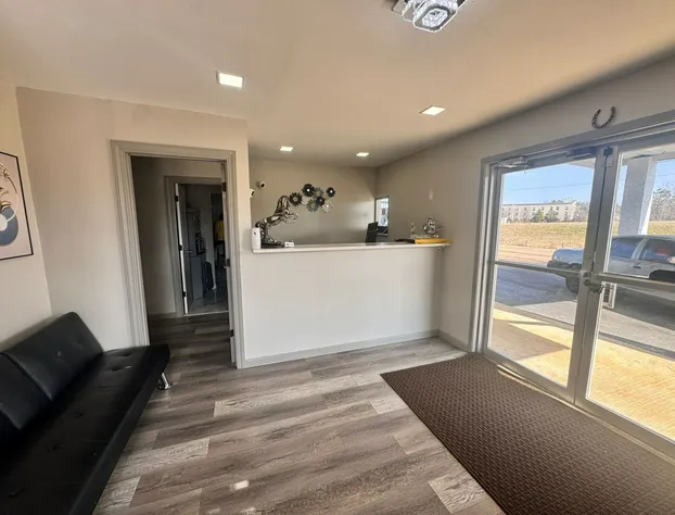 Express Inn New Albany Near Tupelo I 22 hotel detail image 2