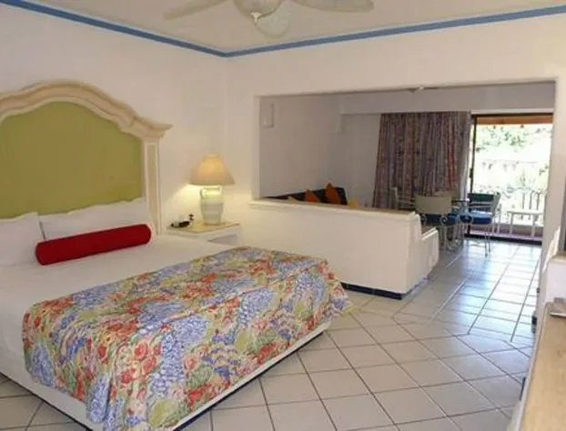 Special Offer, Unbeatable Location - 2BR Suite hotel detail image 2