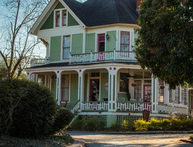 Peacock Place hotel detail image 1