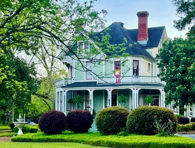 Peacock Place hotel detail image 2