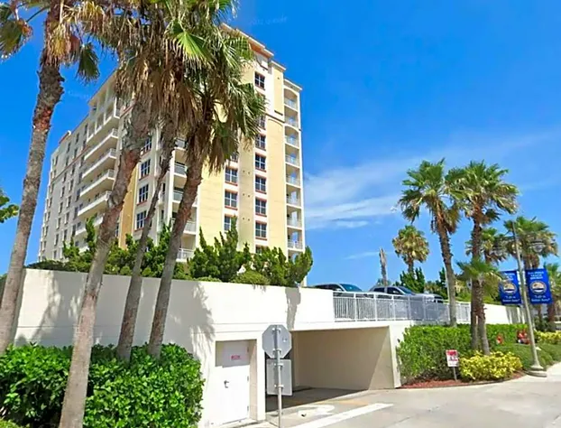 Opus Condominiums hotel detail image 3