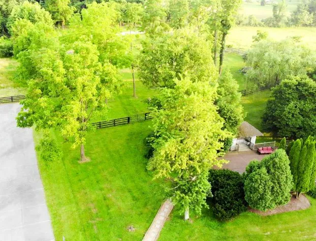 The Manor at Airmont hotel detail image 1