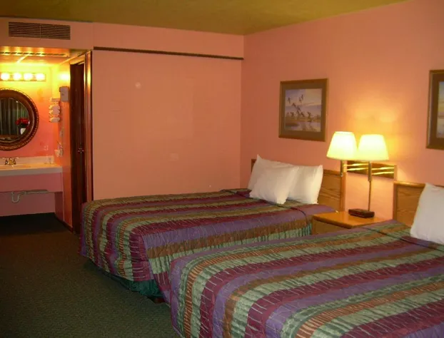 83 Motel hotel detail image 4