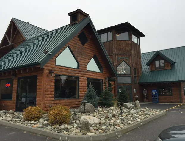 Sumas Mountain Lodge hotel detail image 1