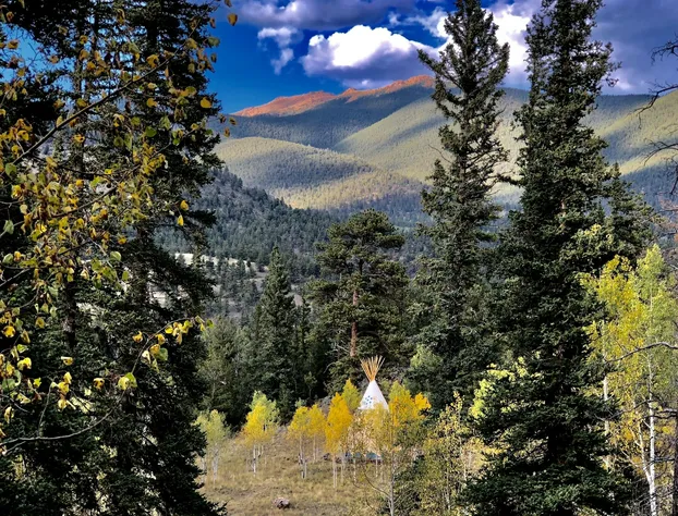 Bison Peak Lodge at Puma Hills hotel detail image 2