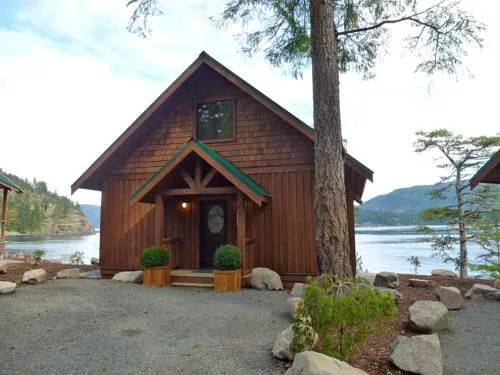 Brown's Bay Resort hotel detail image 4