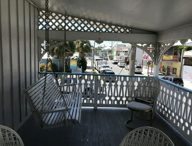 Cedar Inn hotel detail image 1