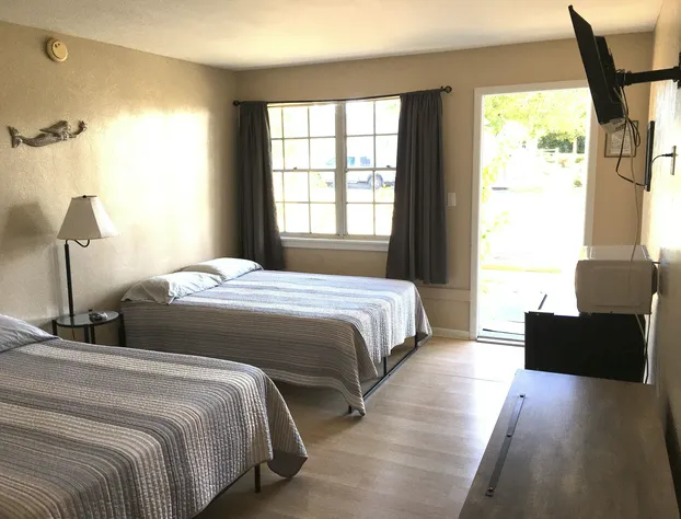 Cedar Inn hotel detail image 2