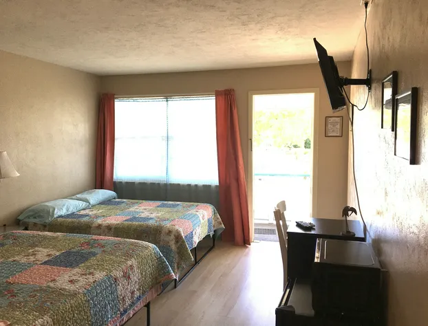 Cedar Inn hotel detail image 4