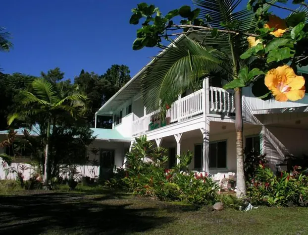 Lava Tree Tropic Inn hotel detail image 1