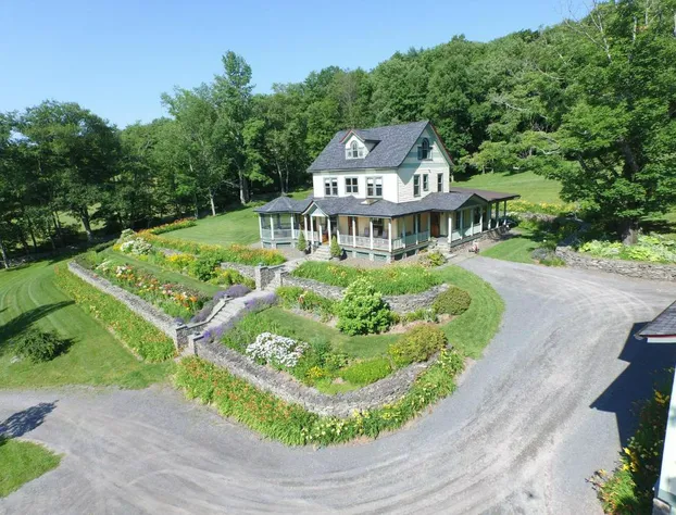 Breezy Hill Inn hotel detail image 4