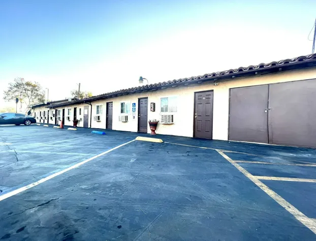 Super Inn hotel detail image 3