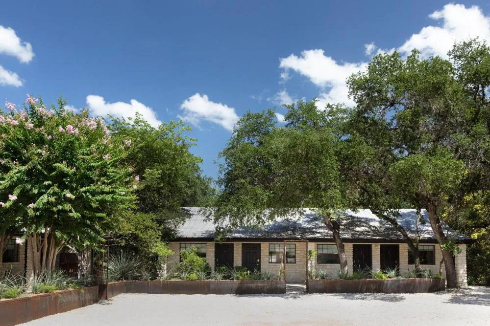 Wimberley Inn hotel hero