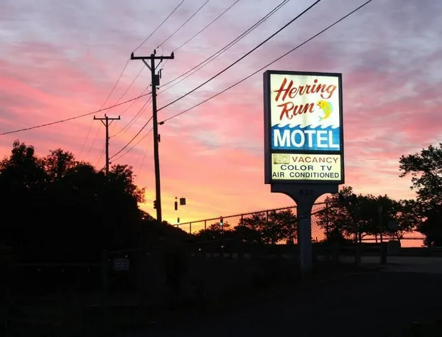 Herring Run Motel and Cabins hotel detail image 2