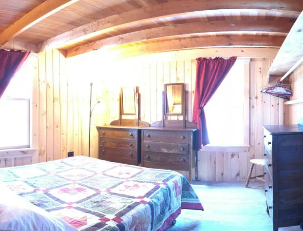 Bald Mountain Camps Resort hotel detail image 1