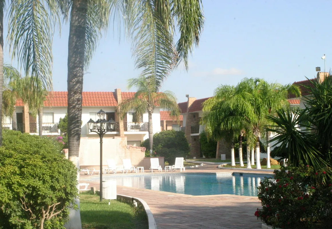 Quality Inn Nuevo Laredo hotel hero