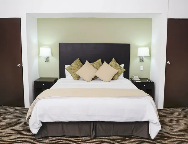 Quality Inn Nuevo Laredo hotel detail image 1