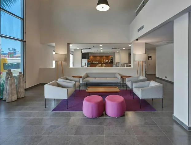 City Express by Marriott Tampico hotel detail image 3