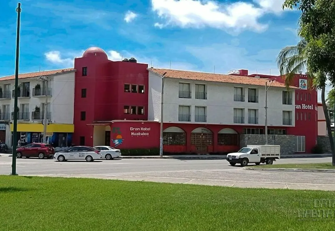 Gran Hotel Huatulco hotel hero