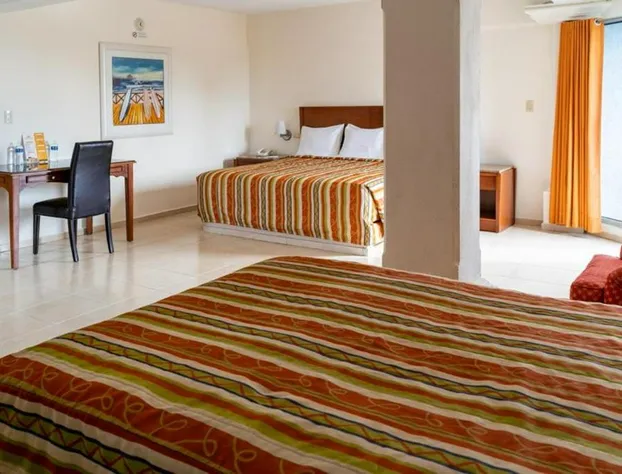 hotel plaza del sol hotel detail image 3