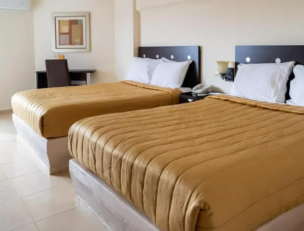 hotel plaza del sol hotel detail image 4