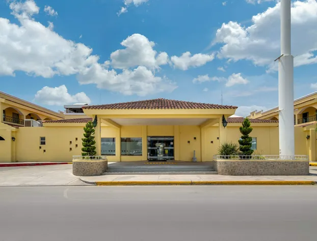 Comfort Inn Monclova hotel detail image 3