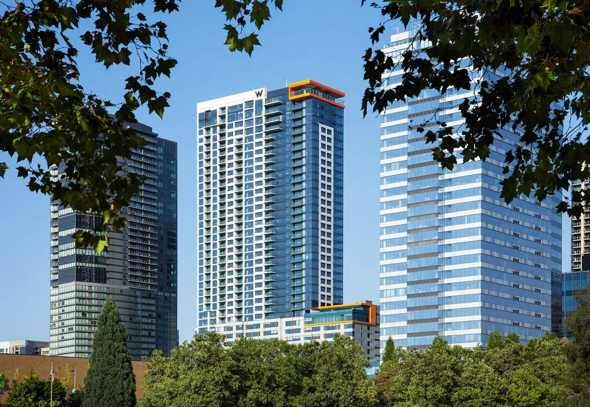 W Bellevue hotel hero