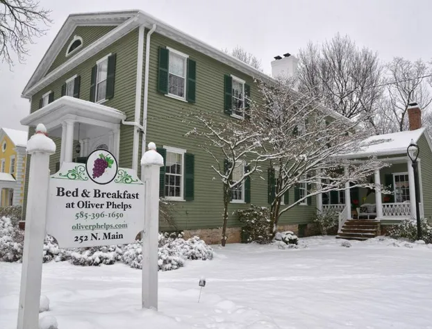 B&B at Oliver Phelps hotel detail image 2