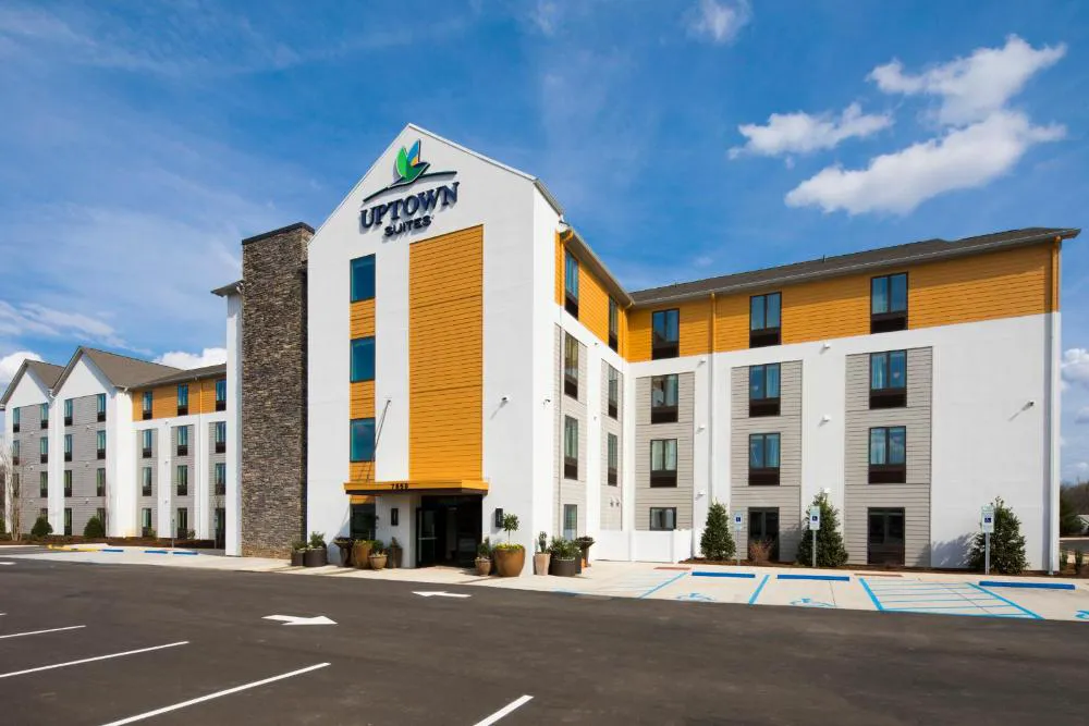 Uptown Suites Extended Stay Charlotte NC – Concord hotel hero