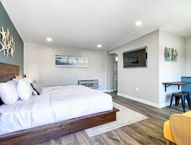 White Caps Motel hotel detail image 3