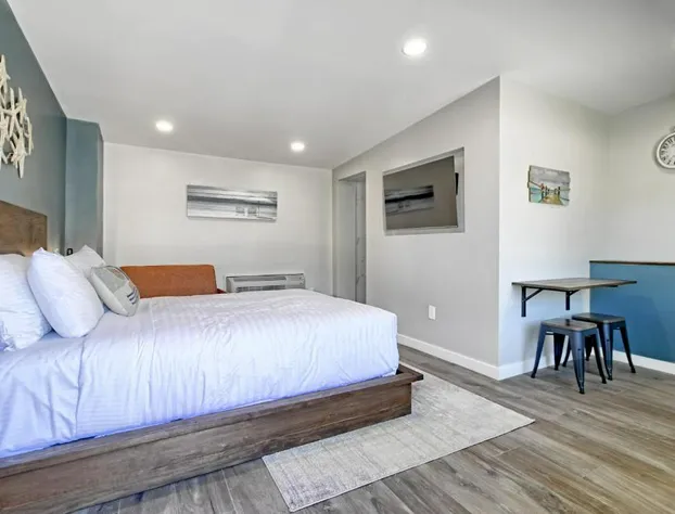 White Caps Motel hotel detail image 4