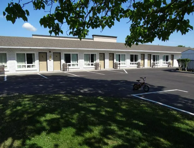 Falcon Inn hotel detail image 1