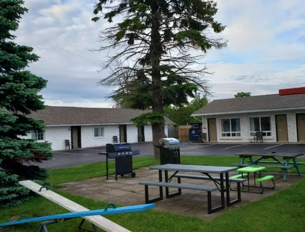 Falcon Inn hotel detail image 2