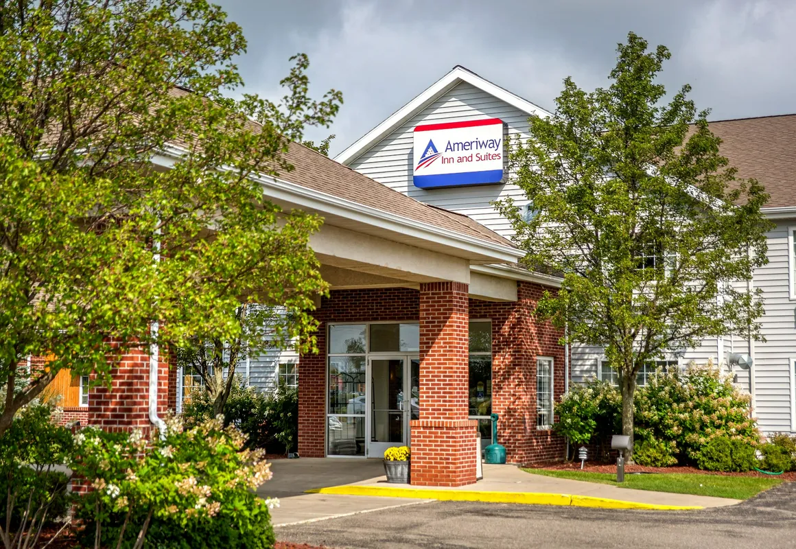 Ameriway Inn and Suites hotel hero