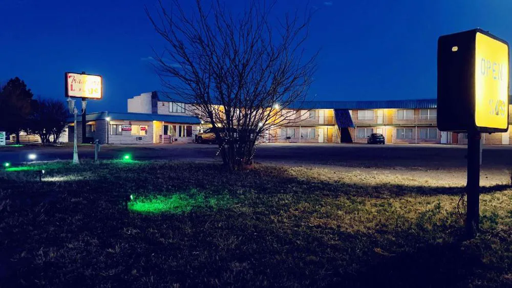 Travelers Lodge Motel & RV Park US-287&US-96 hotel hero