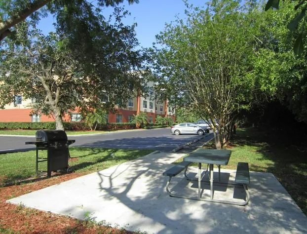 Extended Stay America Suites St Petersburg Clearwater ExecDr hotel detail image 3