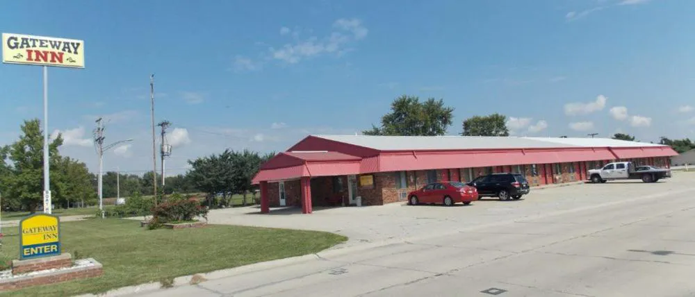 Gateway Inn hotel hero