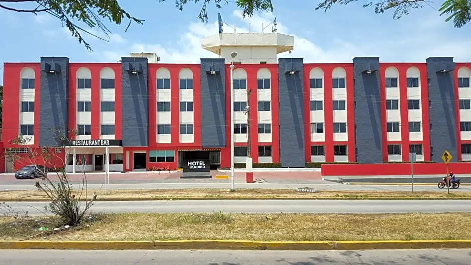 Hotel Madrid Minatitlán hotel hero