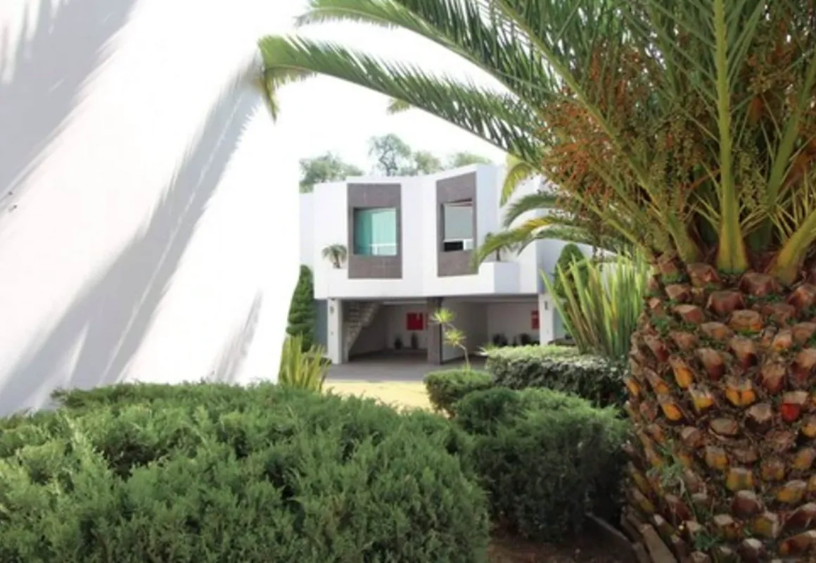 Hotel Puente Grande hotel hero