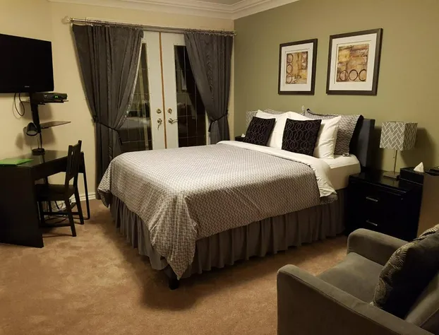 Newton Villa hotel detail image 1