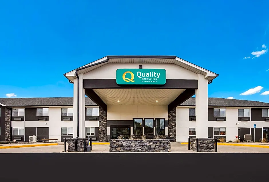 Quality Inn & Suites Castle Rock/SW Denver hotel hero