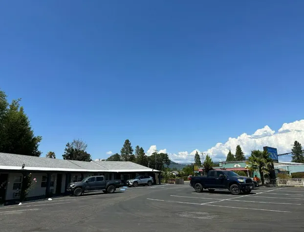 Western Village Inn hotel detail image 1