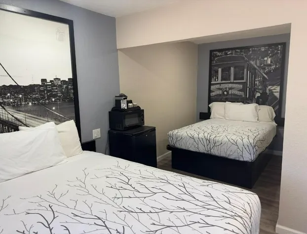 Western Village Inn hotel detail image 2