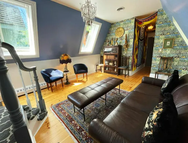 Merrill House hotel detail image 4