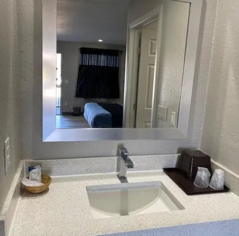 Blue Diamond Inn hotel detail image 4