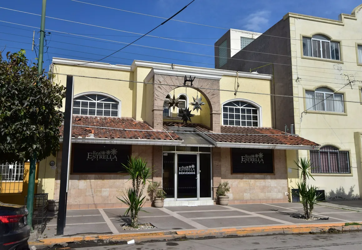 Hotel Real Estrella hotel hero