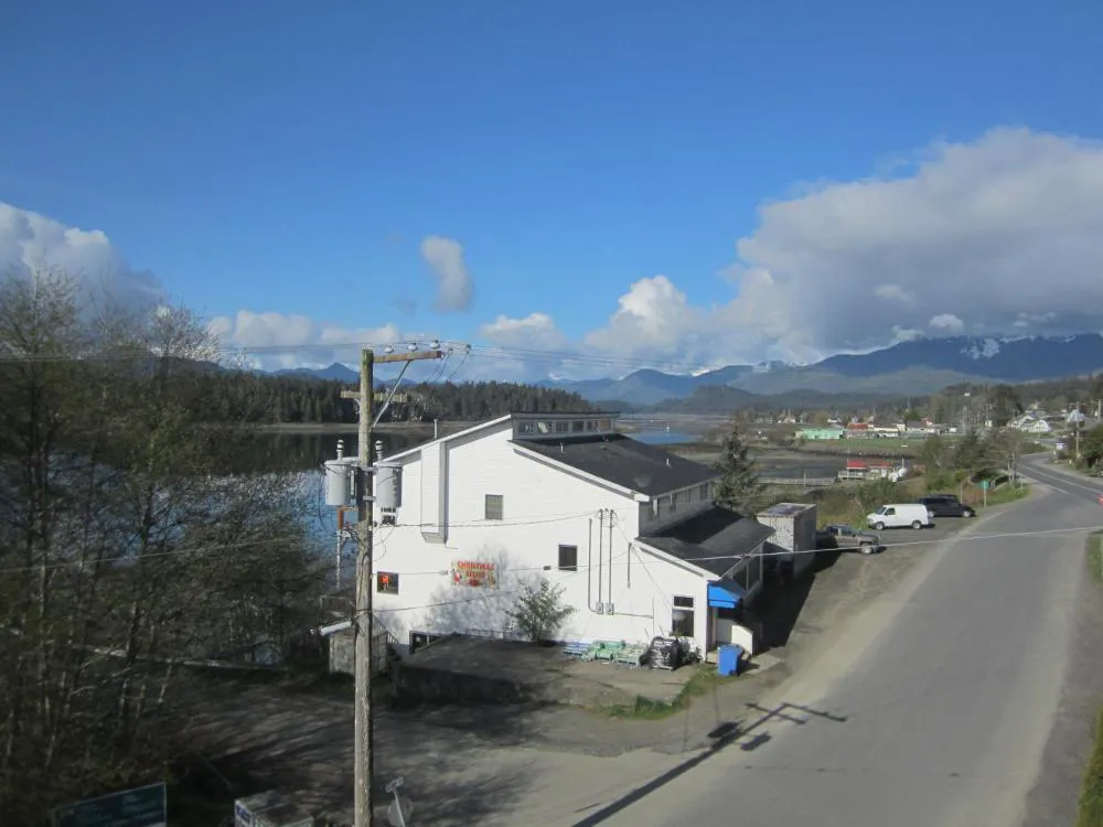 Misty Harbour Inn hotel hero