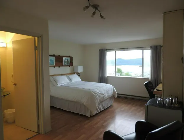 Misty Harbour Inn hotel detail image 3